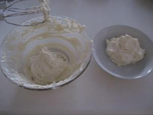 Take out half the ricotta-white chocolate mix